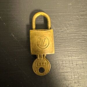 Louis Vuitton 215 lock and key